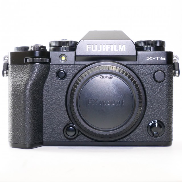 Fujifilm Used Fujifilm X-T5 Mirrorless camera body, black