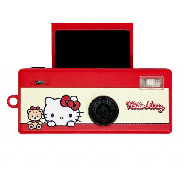 Sundry Yashica Hello Kitty Funtastic, Classic Hello Kitty Key-Ring Camera
