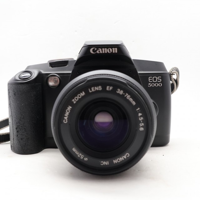 Canon Used Canon EOS 5000 35mm SLR with 37-76mm lens