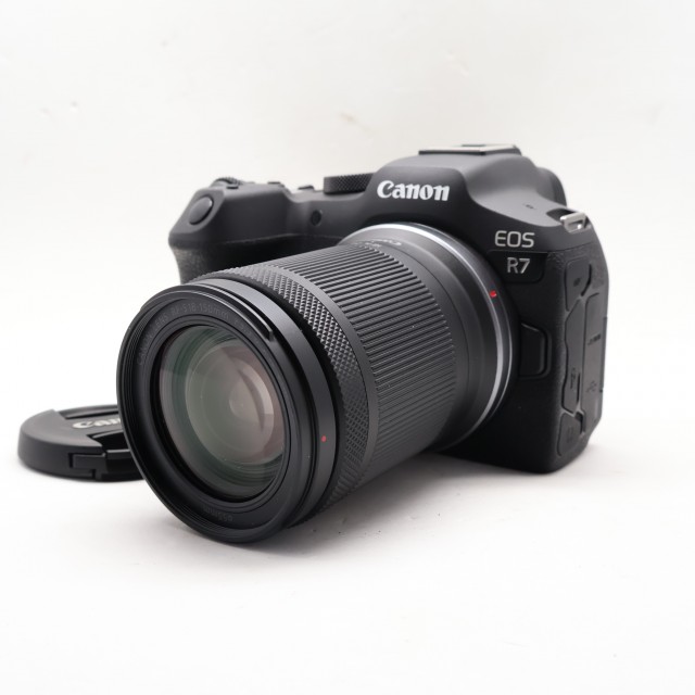 Canon Used Canon Canon EOS R7 Mirrorless Camera with RF-S 18-150mm lens