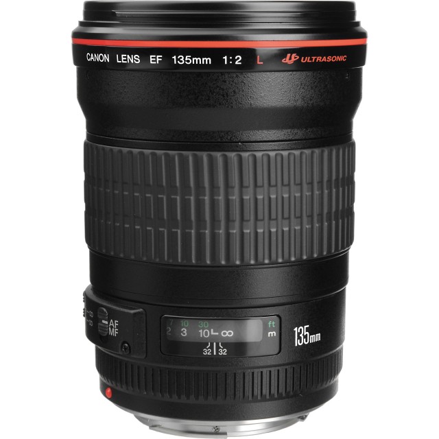 Canon EF 135mm f2.0 L USM lens