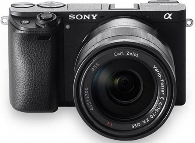 Sony Alpha 6300 with 16-70mm F4 Zeiss Vario-Tessar T*