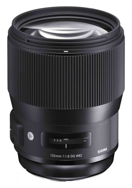 Sigma 135mm f1.8 DG HSM Art lens for Canon EOS