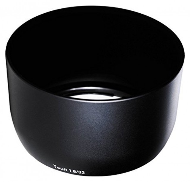 Zeiss Lens shade for Touit 32mm f1.8 E/X