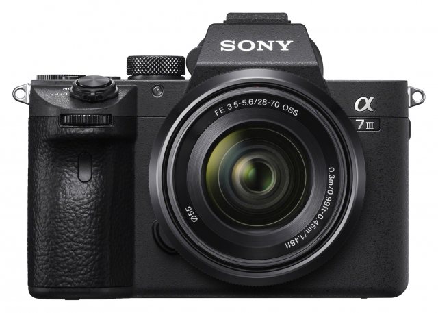 Sony Alpha 7 III 28-70 | £1399.00 - Castle Cameras