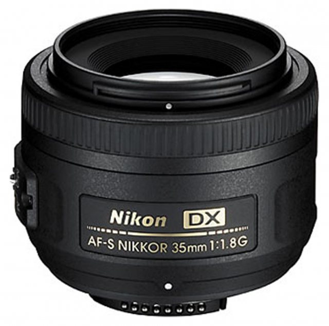 Nikon AF-S DX 35mm f1.8G lens