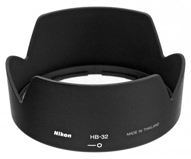 Nikon HB-32 Lens hood for AF-S 18-70