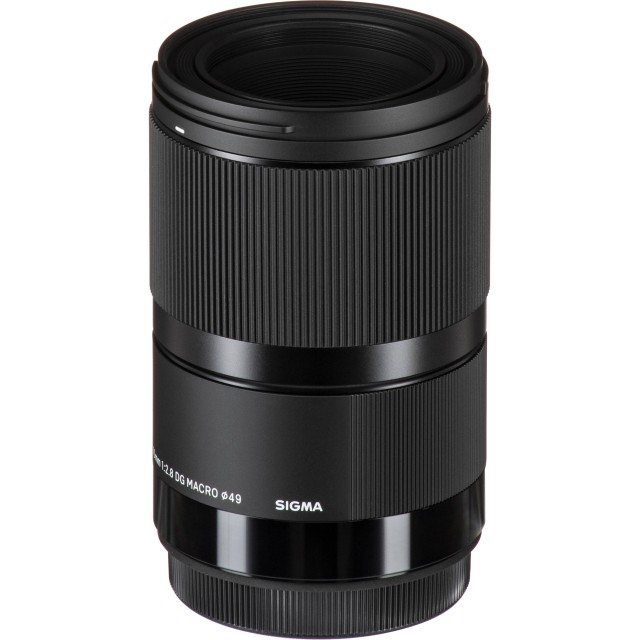 Sigma 70mm f2.8 DG Macro A, L Mount | £429.00 - Castle Cameras
