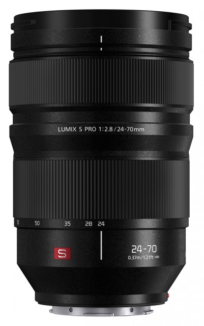 Panasonic Lumix S Pro 24-70mm f2.8 lens