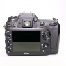 Nikon Used Nikon D7000 DSLR with 18-105mm lens
