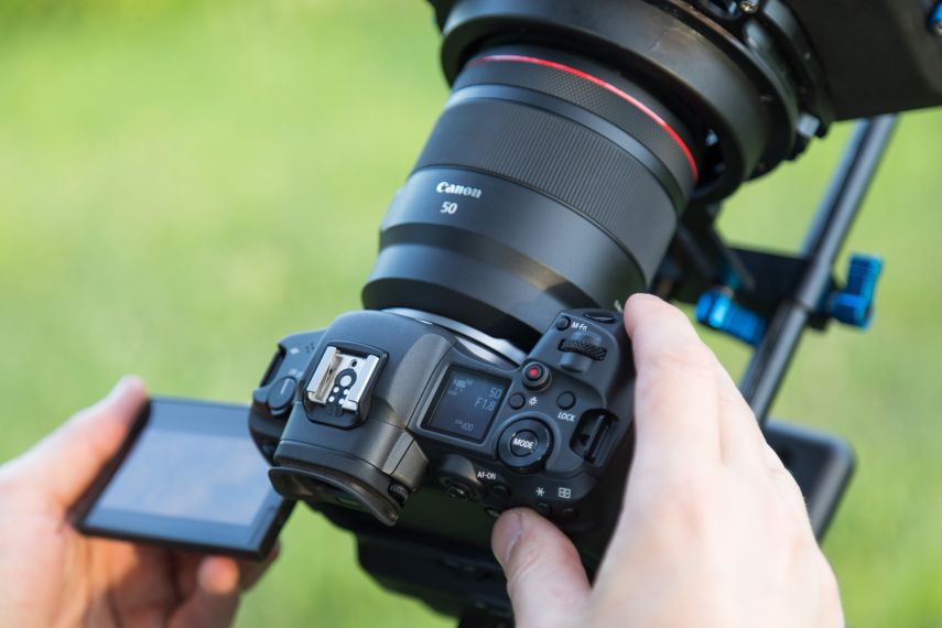Canon EOS R5 Camera
